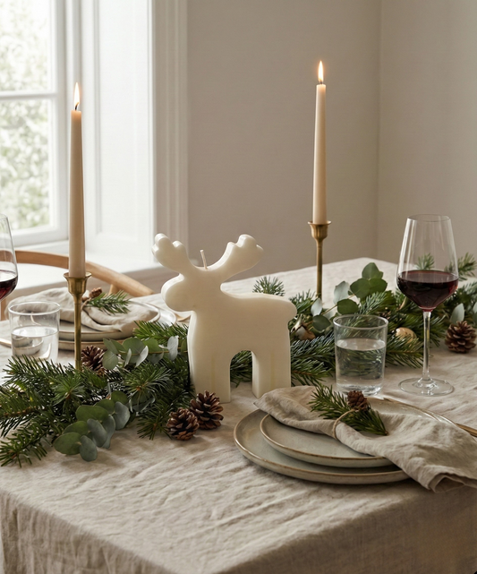 Navidad Nórdica: 5 Claves para decorar una mesa minimalista (y que parezca de revista)